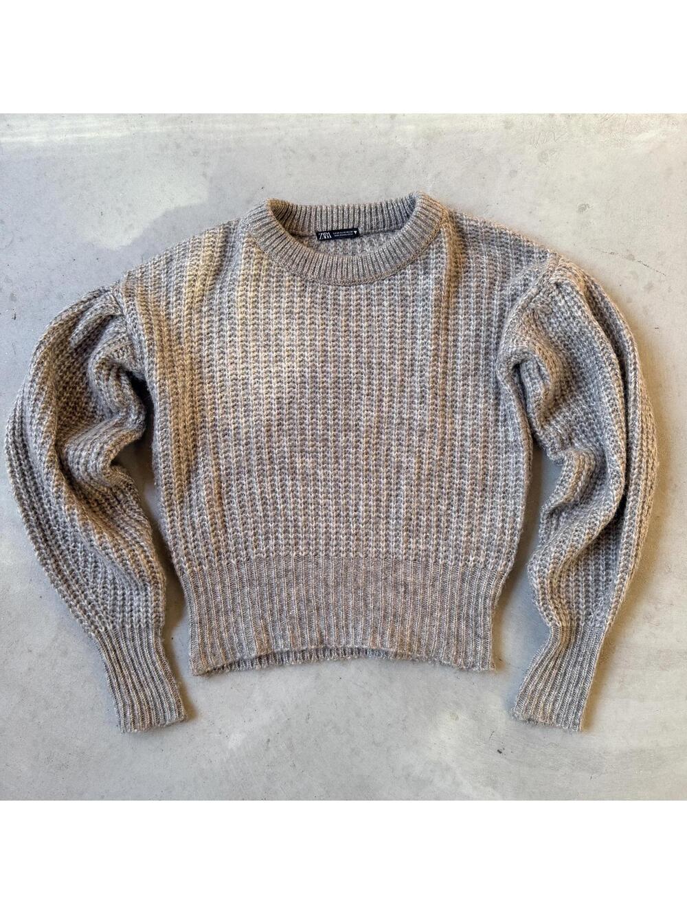 ZARA Gray Knit Fall Sweater with Puff Sleeves Medium